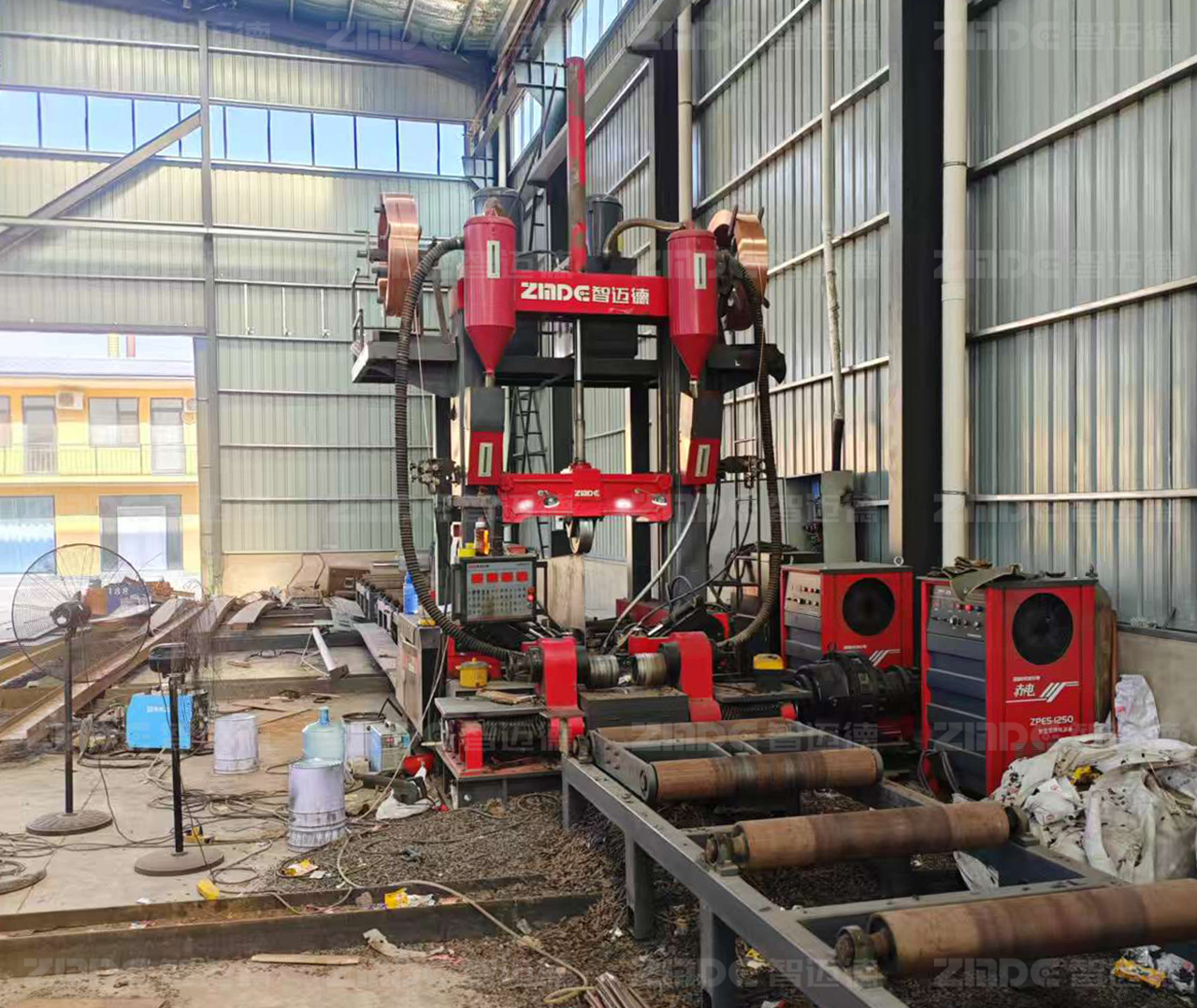 從分散到集成，組焊矯一體機重構(gòu)鋼結(jié)構(gòu)的生產(chǎn)流程