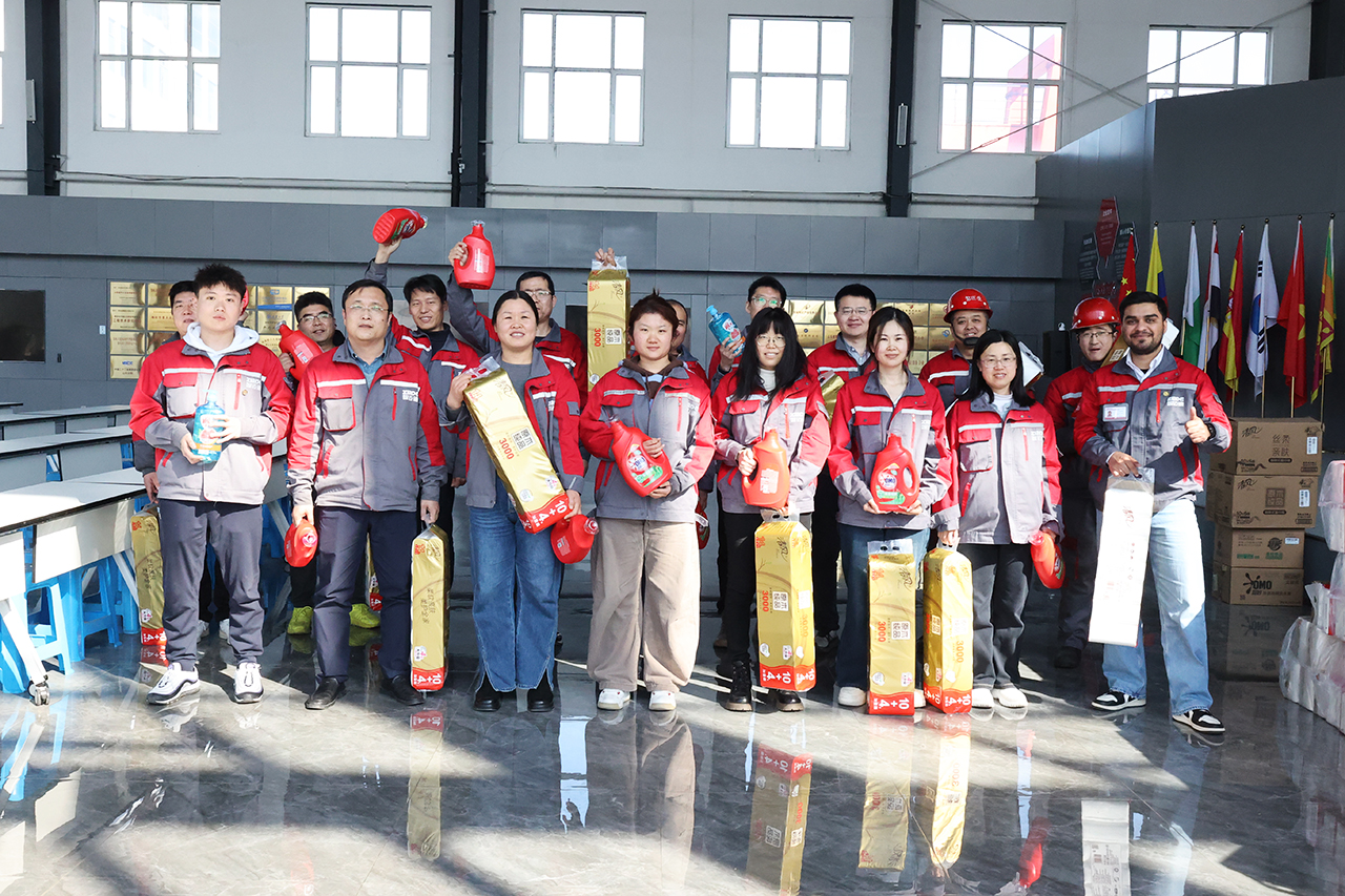 春暖敬巾幗，同心綻芳華，智邁德發放“三八節”福利